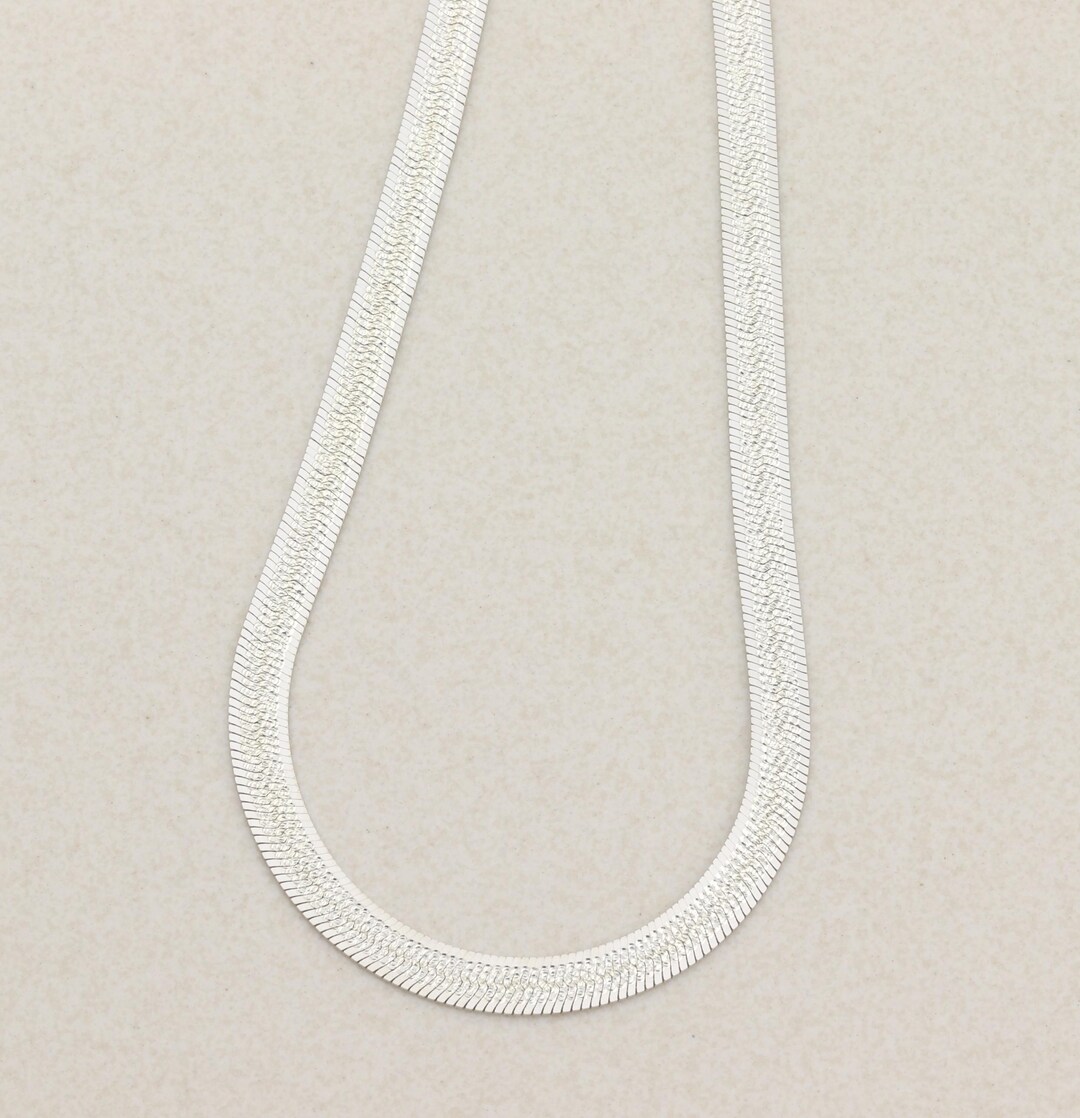 Sterling Silver Textured Herringbone Chain Necklace 18