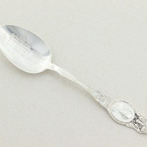 Sterling Silver Pope Leo PP 13th and Vatican Souvenir Spoon 6 Inches Overall