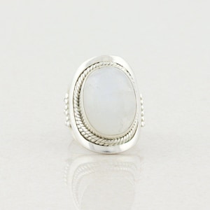 Sterling Silver Moonstone Ring Size 4 3/4