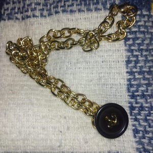 Button Choker
