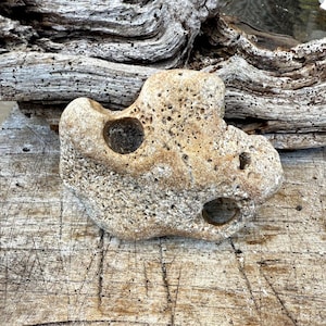 Hag Stone, Fairy Stone, Hex stone