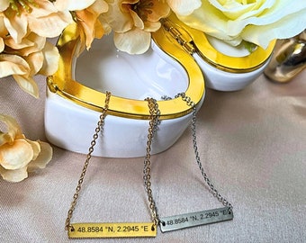 Collana con barra coordinata personalizzata, placcata in oro 18 carati, gioielli personalizzati con posizione geografica