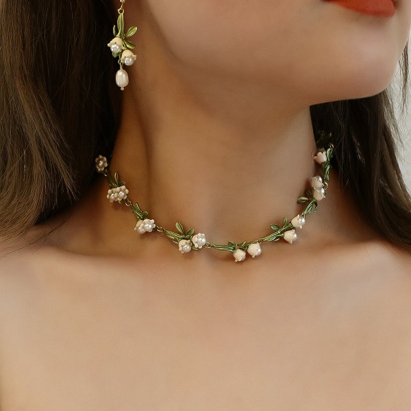 Muguet fait main, feuille florale blanche, bijoux inspirés de la nature, collier de muguet cottagecore, bijoux fairycore