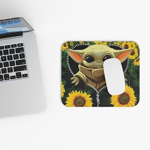 Mouse Pad, Fun Animal Desk Accessory, Unique Gift for Kids and Adults, Office Decor, Safari Themed Mouse Mat