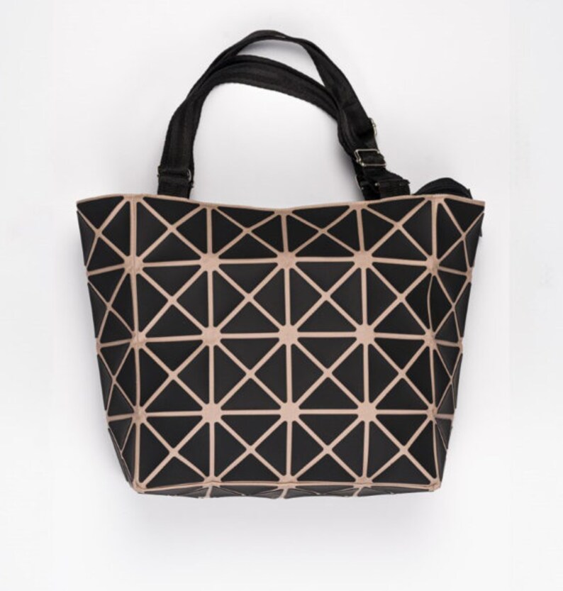 Borsa Borsa dal look quotidiano fatta a mano Borsa casual Look elegante Borsa geometrica facile da indossare Borsa dal design geometrico per streetwear Borsa a tracolla tutti i giorni immagine 6