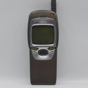 Nokia 7110 Vintage Mobile Phone