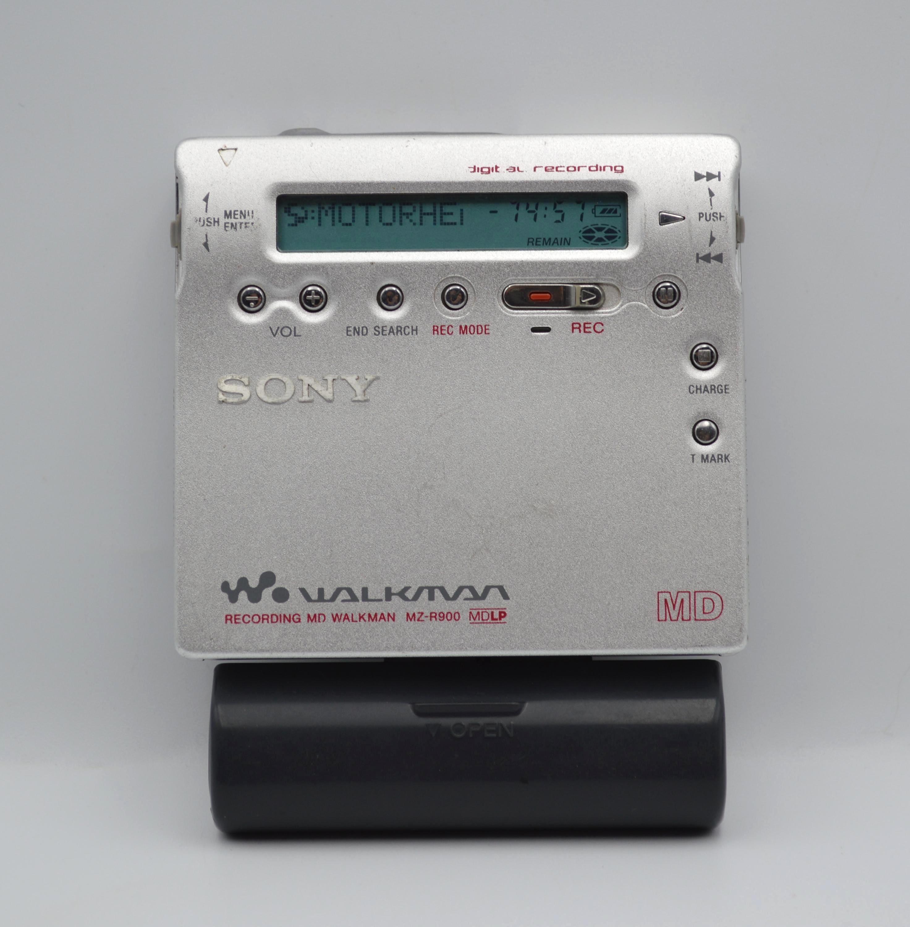 Sharp MD-MS 701 H - Lettore Minidisc portatile Sharp MD-MS 701 H - Lettore Minidisc portatile