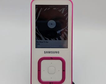 Samsung YP Q3 8GB Digital Media Player MP3 PINK