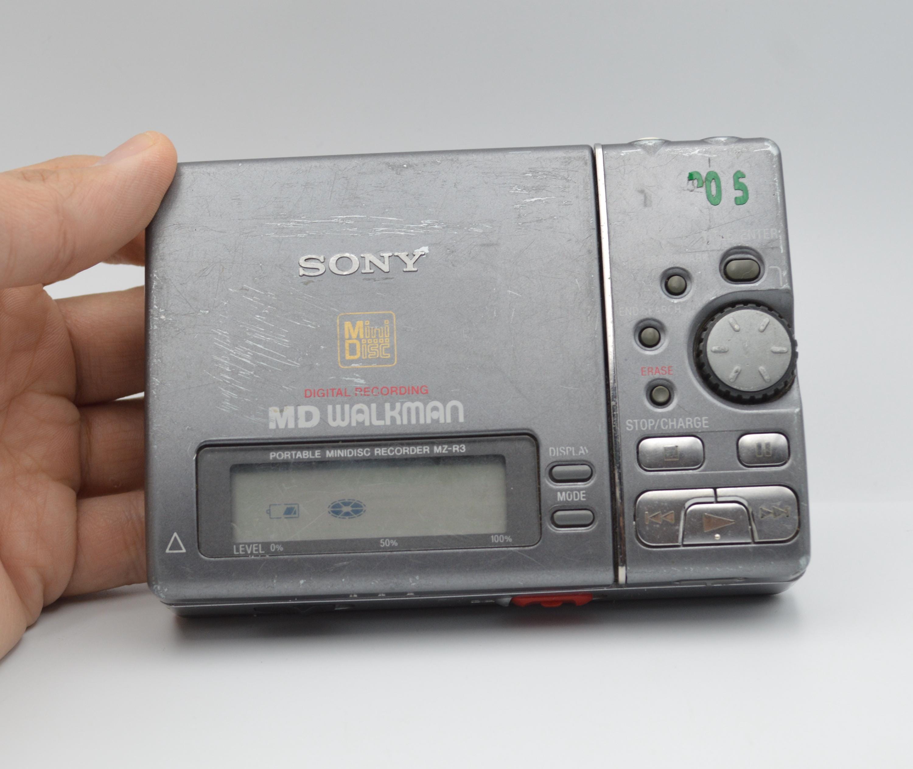 WALKMAN SONY WM-DD1 pour collectionneur 1980 EUR 7,87 - FR