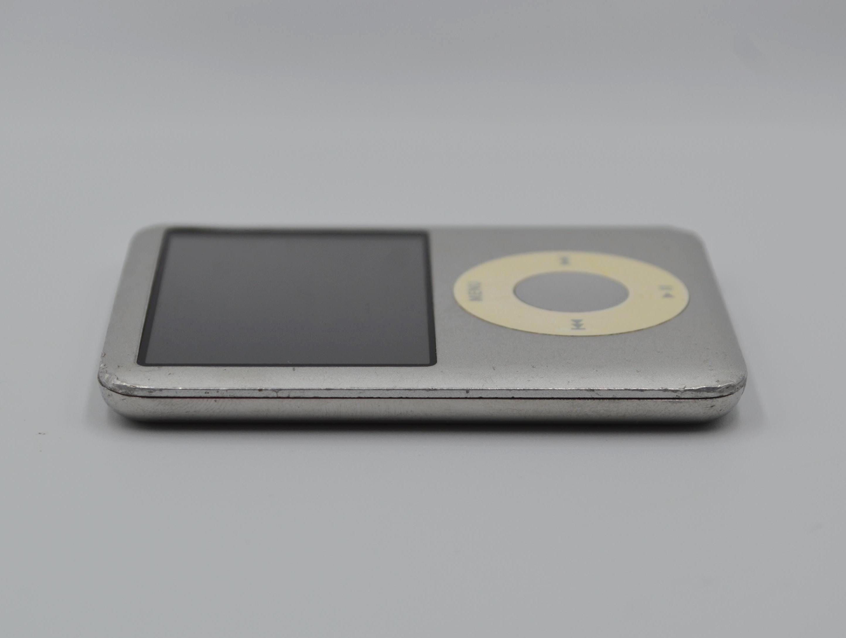 ipod nano 第3世代 8GB A1236 シルバー Very RARE NEW Sealed Apple iPod nano 3rd Generation 8GB Silver