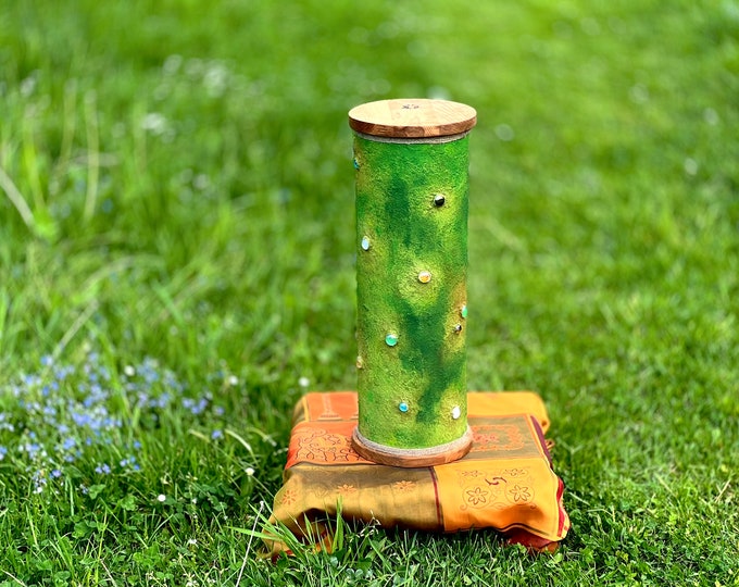 Original rain column 10min - Moss gems, rain sound instrument.