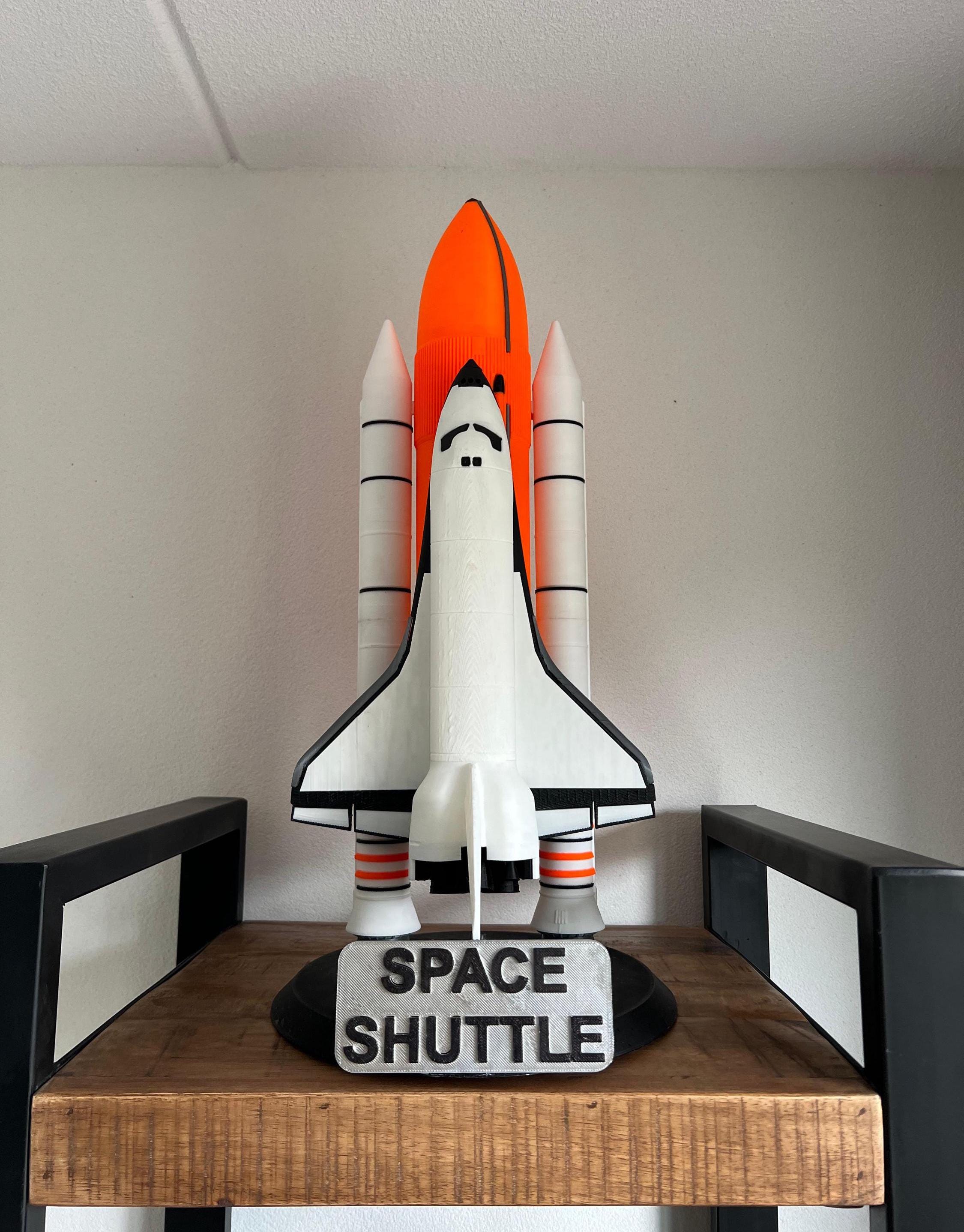 【レア】space voyagers 宇宙飛行士　スペースシャトル　フィギュア レア】space voyagers 宇宙飛行士 スペースシャトル フィギュア