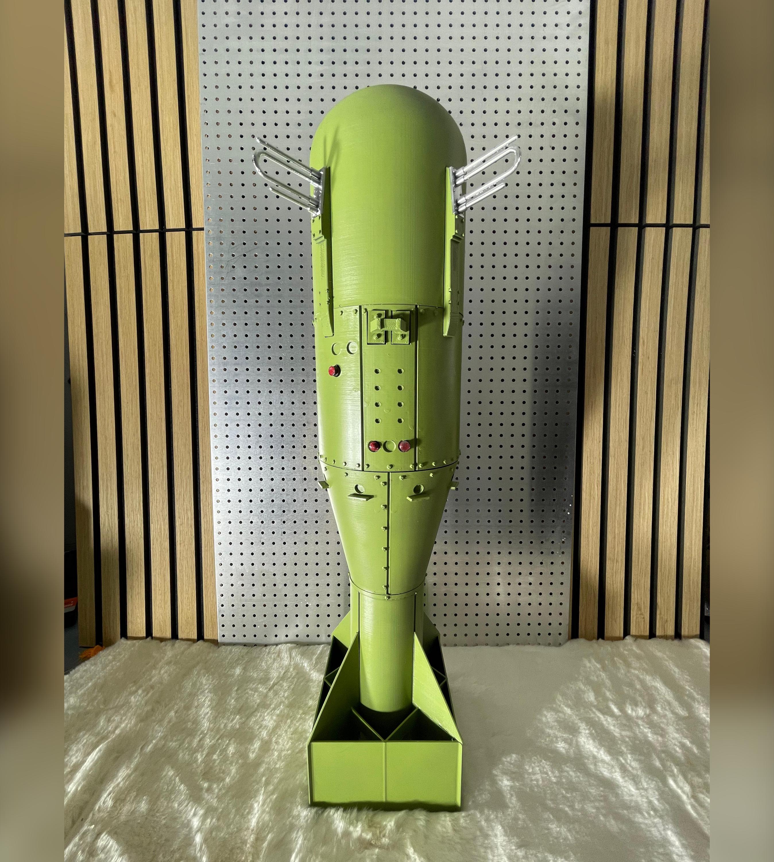 Little Boy Nuclear Bomb Replica | 23.62 inches | 60cm - Historical WWII Model for Collectors