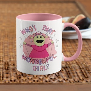 Wer ist das wundervolle Mädchen?, Nalanan Cofee Becher, Keramikbecher, 11 Unze, nachhaltige Becher, Mona Becher, Nalanan Meme Becher