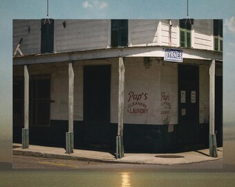 New Orleans Corner Shop Poster gerollt