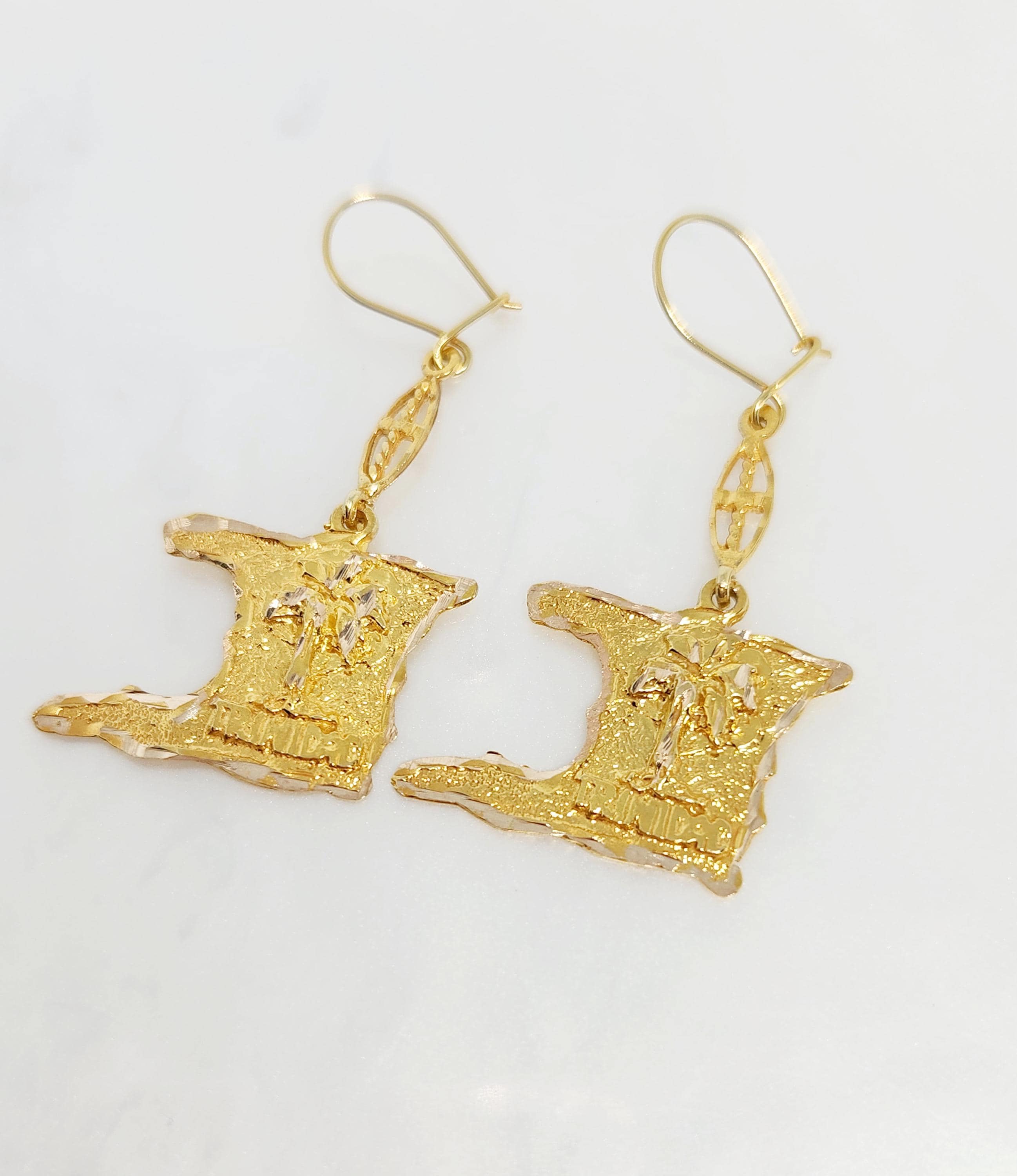 10K Gold Trinidad Map Hanging Earrings, West Indian Souvenir - Etsy