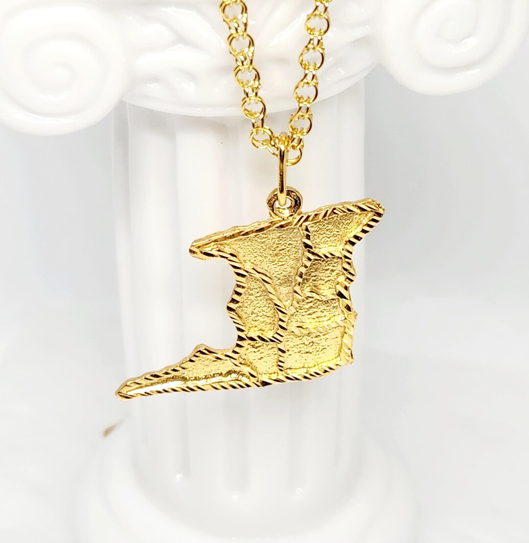 10K Yellow Gold VINTAGE Map Pendant, Gold Trinidad Map Pendant, Gold