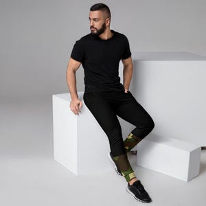 Men’s Camouflage Joggers | Camo Print Sweatpants for Gym or Streetwear | Soft Athletic Pants | Urban Style Loungewear