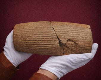 The Cyrus Cylinder - Replica - 539BC - Babylon (Iraq)