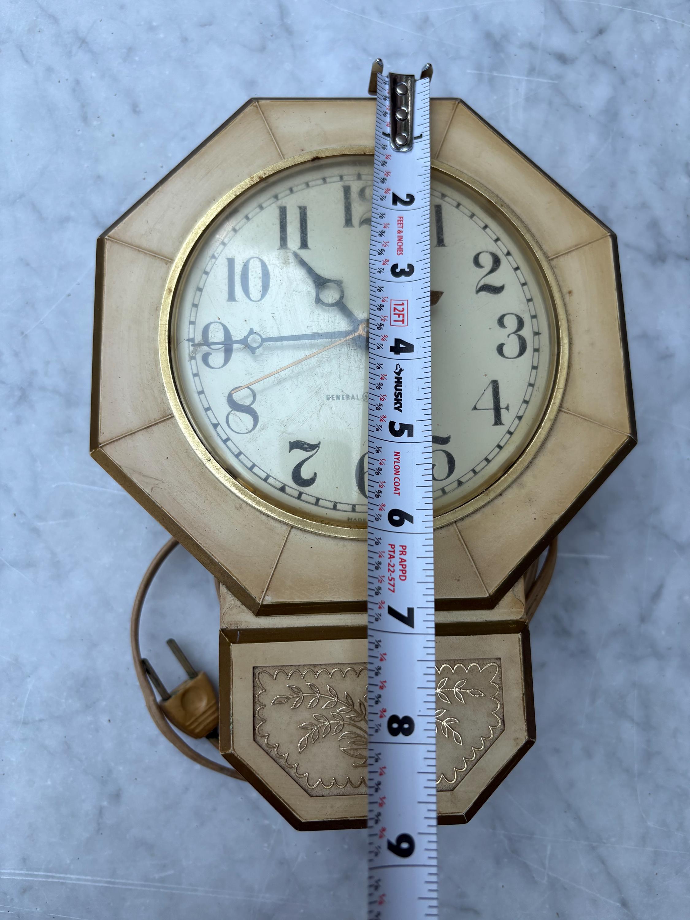 Vintage General Electric 2128A Kitchen Wall Clock Works Kitschy ...
