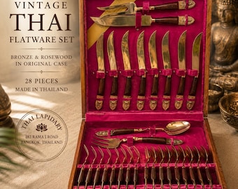 Zestaw sztućców z brązu i palisandru w stylu vintage z Tajlandii – 28 elementów, etui prezentowe z połowy XX wieku