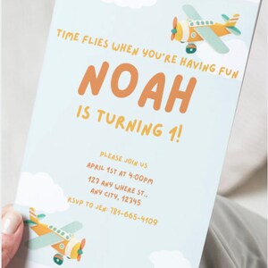 Die Zeit vergeht Niedliche Flugzeug Einladungskarte zum Geburtstag | Sofort Download, Canva, Digital Invite | Telefon, Evite, Mobile, elektronische Einladung