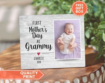 Personalized Grammy Picture Frame, First Mothers Day Present from Grandkids, Custom Mother’s Day Keepsake from Child for New Grammy