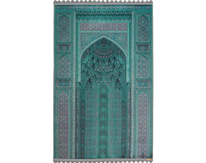 Prayer Rug – Green Islamic Mihrab Design for Muslim Women or Men  – Soft Prayer Mat for Wall and Floor – Ramadan & Eid Gift Idea