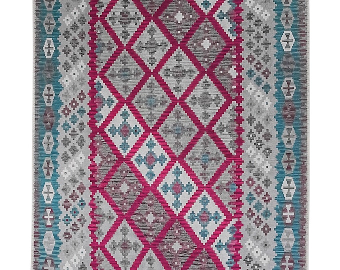 Magenta Turkish Kilim Rug 6x9: Durable Boho Home Decor