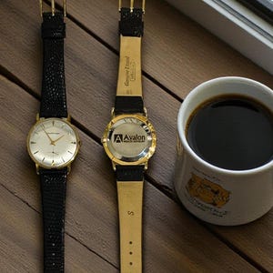 Individuell gelasertes Uhrengehäuse | Personalisierte Uhr Geschenk