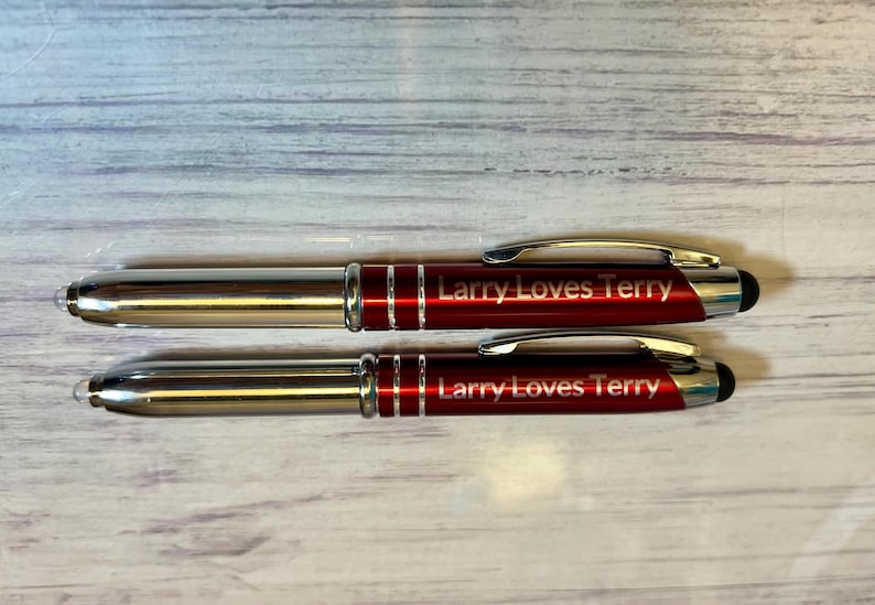 Custom LED Pens - Personalized Flashlight Pens With Your Text and Logo ...