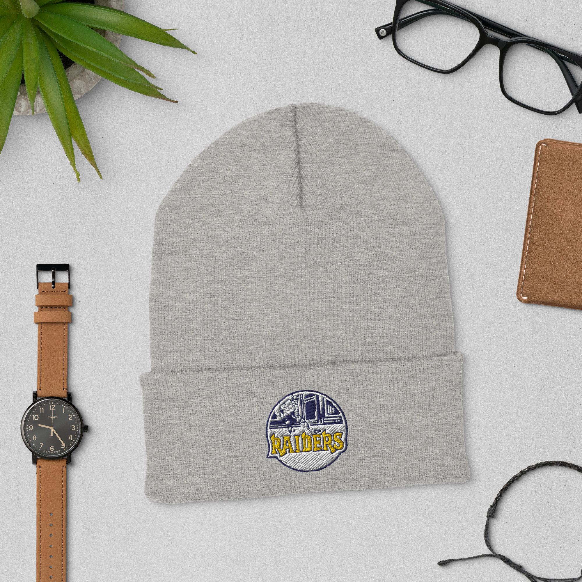 Raiders Hockey Embroidered Logo Knit Cuffed Beanie Amazon.com: New Era Women main image 2