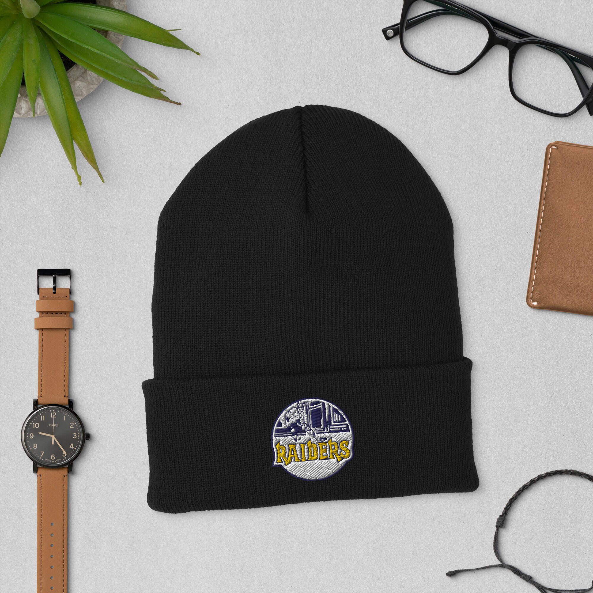 Raiders Hockey Embroidered Logo Knit Cuffed Beanie Amazon.com: New Era Women main image 3