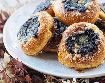 Czech kolache, kolachi, european pastry, wedding pastry with prune/plum or apricot filling