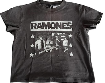 Vintage Ramones Band Tee - Retro Style Concert T-shirt With