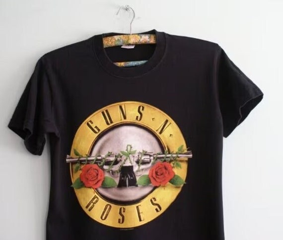 Official Vintage Guns'n'Roses shirt, Yellow Print… - image 1