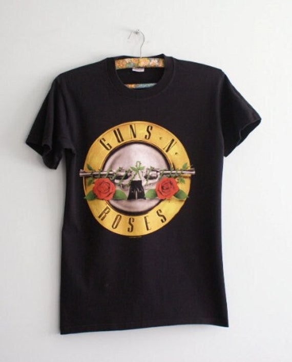 Official Vintage Guns'n'Roses shirt, Yellow Print… - image 2