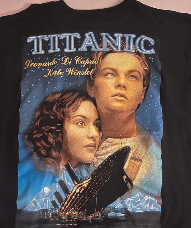 希少 90s LEONARDO DICAPRIO TITANIC Tシャツ 希少 90s LEONARDO DICAPRIO TITANIC Tシャツ