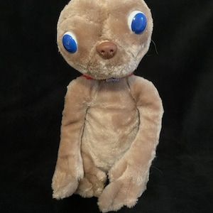 Et by Showtime - Etsy