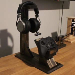 Gaming Controller and Headphone Holder – Wooden Controller & Headset Stand, Desk Organizer, Handmade Gamer Accessory