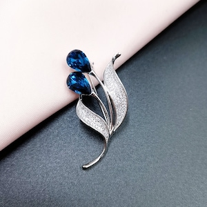 Blue Crystal Tulip Flower Luxury Brooch | Silver Tone Dainty Lapel Pin | Classy High End | Unisex | Scarf Buckle | Gift For Her