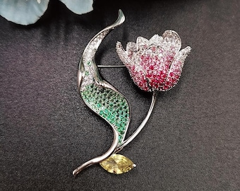 Spilla a forma di fiore in oro 12k GF dell'epoca retrò di Harry Iskin, spilla da bavero in oro rosa e giallo degli anni '40 - Italia