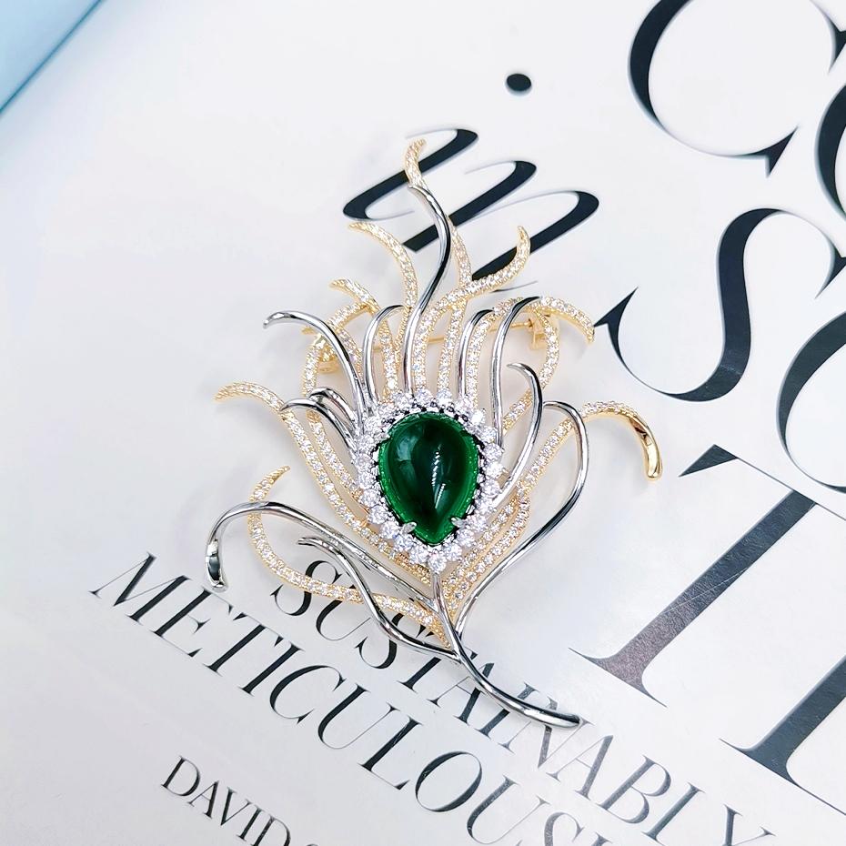 KristLand Delicate Peacock Brooch Pin - Large Rhinestone Crystal Animal Lapel Pin For Scarf Or Coat