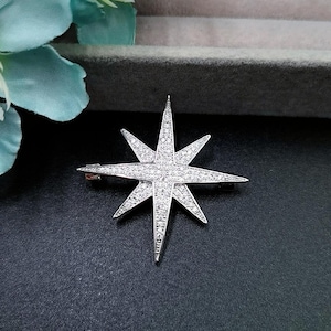 Dainty Eight Awn Star Luxury Brooch | Silver Tone Large Lapel Pin | Classy High End | Celestial | Unisex Men's Brooch | Scarf Buckle | Gift