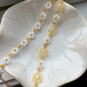 Ensemble de bracelets marguerites blanches et fleurs, bracelets d'amitié assortis, bijoux en or faits main, cadeau de demoiselles d'honneur pour elle, bijoux de mariage