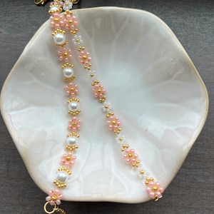 Light Pink Seed Bead Bracelet Set Peach Beaded Flower Bracelet Dainty Pearl Jewelry Handmade Daisy Bracelet Set with Pearls Gold Bracelet