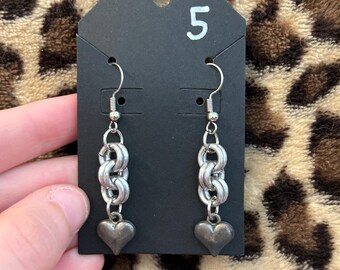 Heart chainmail earrings
