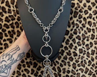 Baby head chainmail necklace