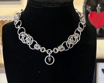 Aluminum chainmail necklace