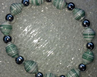 Med bead(about 6mm) paper bead bracelet